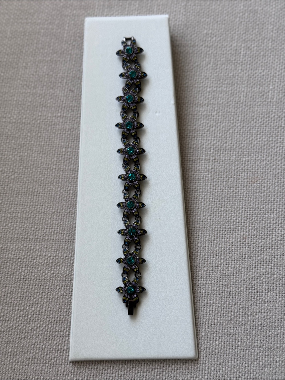 Joan Rivers Teal and Olive Flower Link Bracelet - Picture 5 of 8